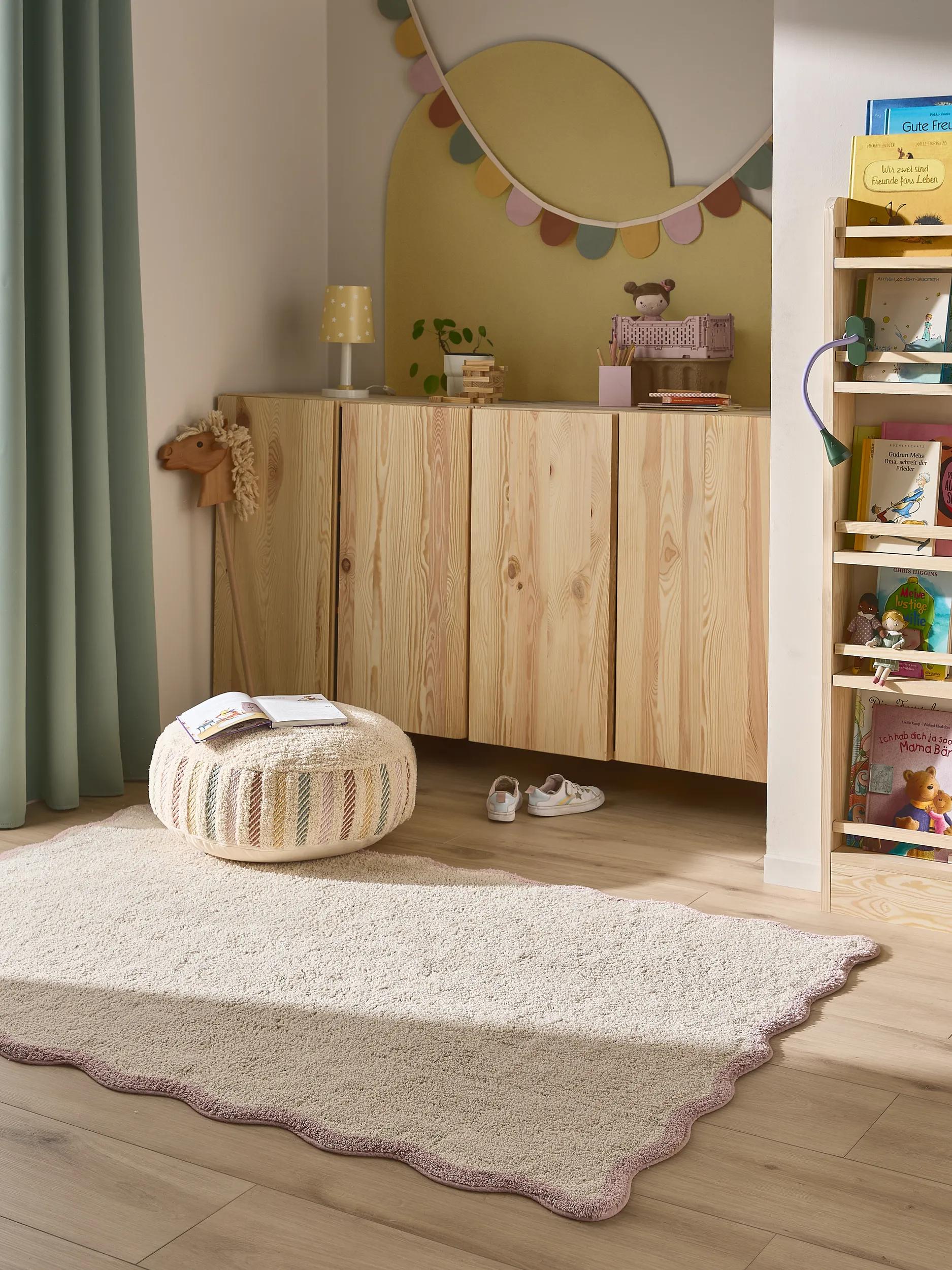 Covor lavabil pentru copii Emilia – Roz