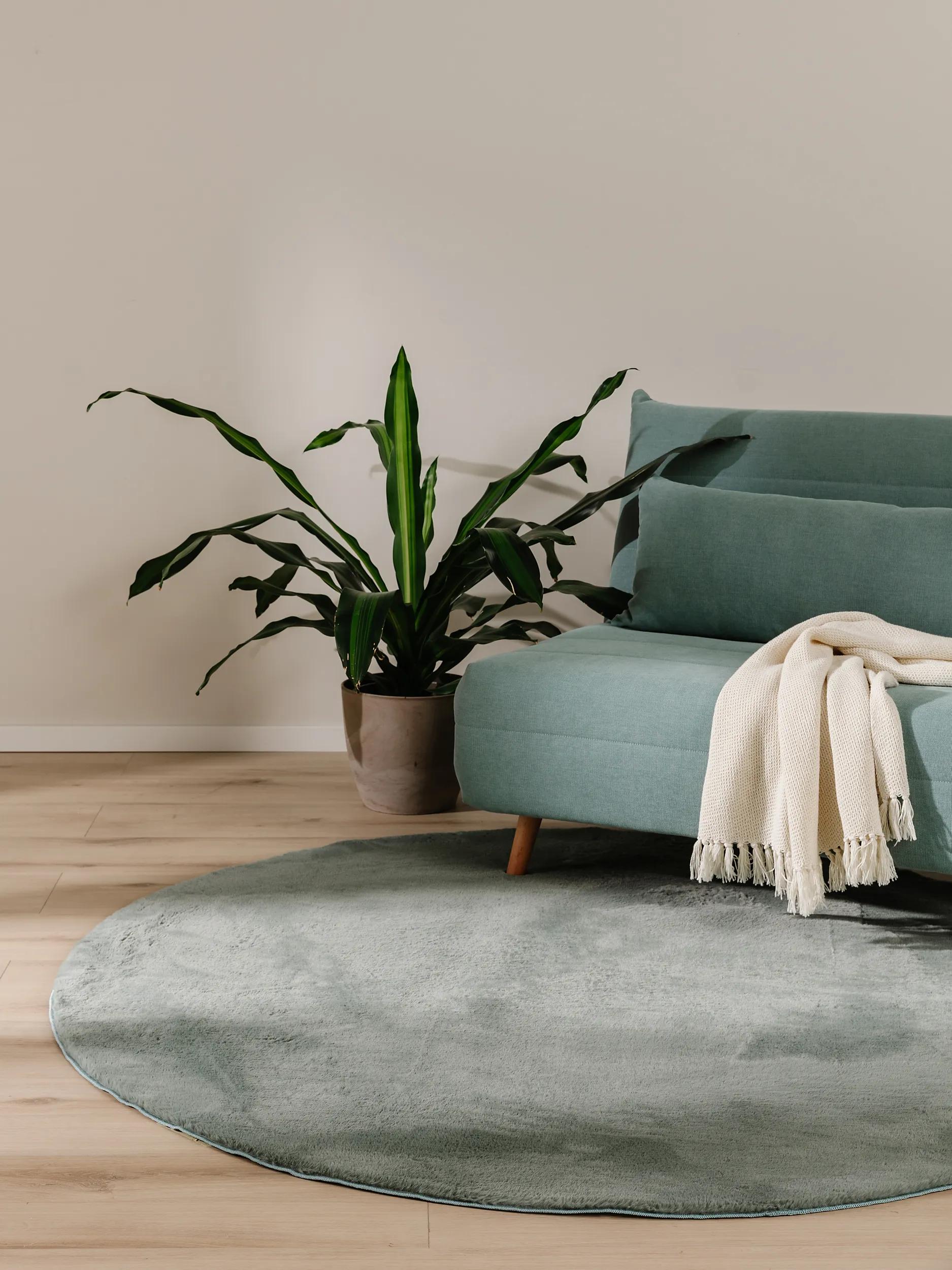 Covor din blană artificială Furry – Verde