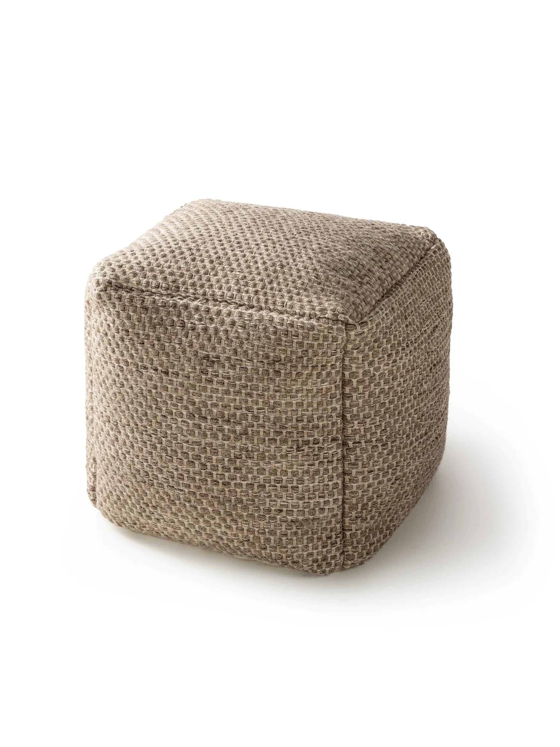 Puf din lână lucrat manual Rocco – Taupe