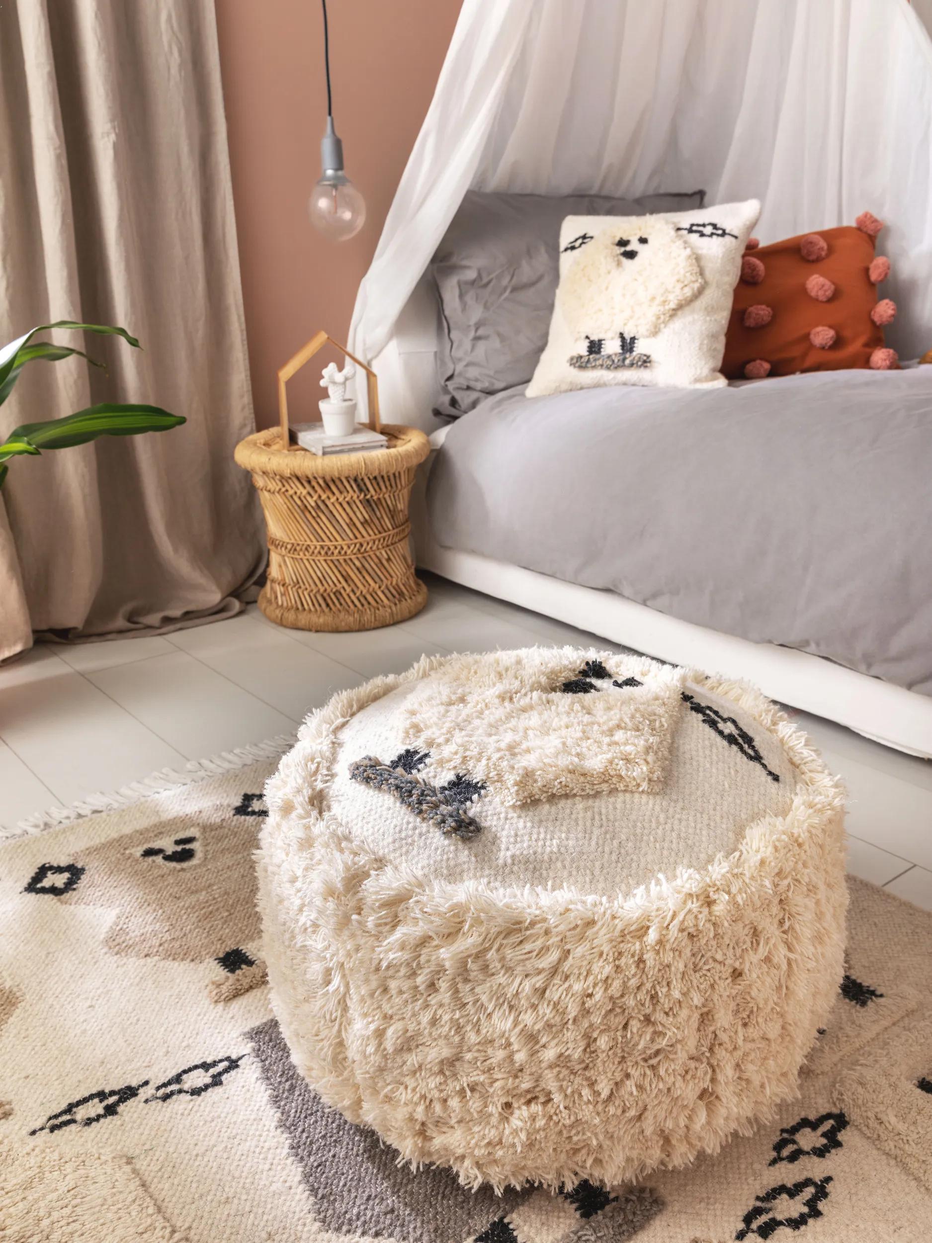 Puf Shawn – Ivory