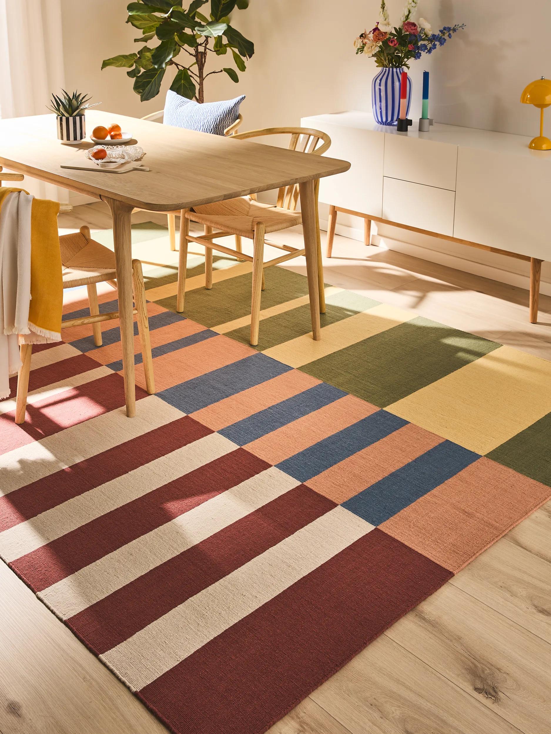 Covor cu țesătură plată Judith – Multicolor